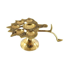 Indian Brass Oil lamp Stand with 6 Wicks - Traditional Brass Golden Diya with Multiple batti - Auspicious Diya lamp for Home arti – Praying Accessory