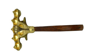 KALARAMBH Brass Aarti Diya/Deepak/Divi for Home Pooja Puja Mandir Temple Decor Items Collectible Handicraft Art, Yellow, 11 x 6 x 2 Inch (L x W x H)