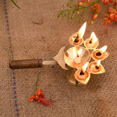 SIYAA Woodan Panch Aarti Diya for Home, Brass Diya for Puja, Panch Deepak Aarti for Mandir, Decorations Items for Home,100 Gram, (Pack of 1)