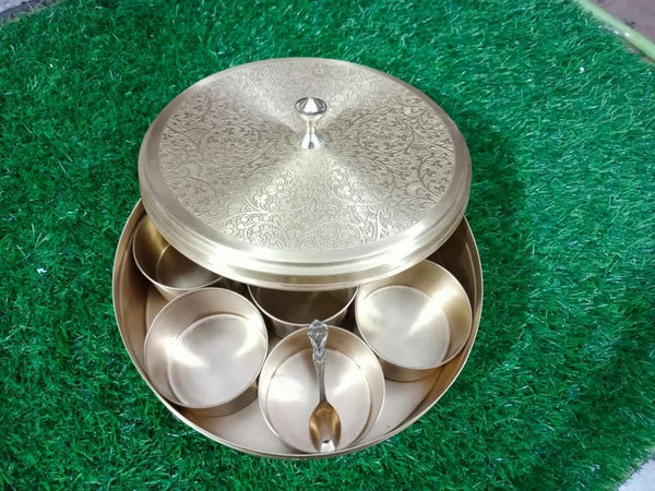 MASALA BOX BRASS, Capacity: 1000 mL
